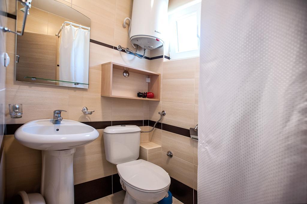 Apartments Durovic Petrovac Quarto foto