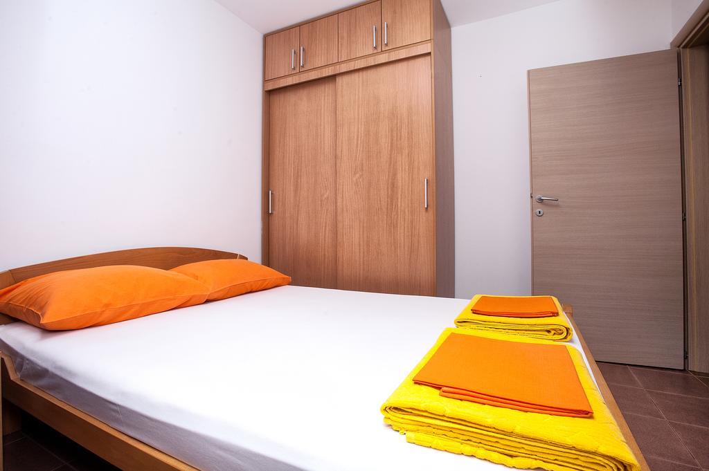 Apartments Durovic Petrovac Quarto foto