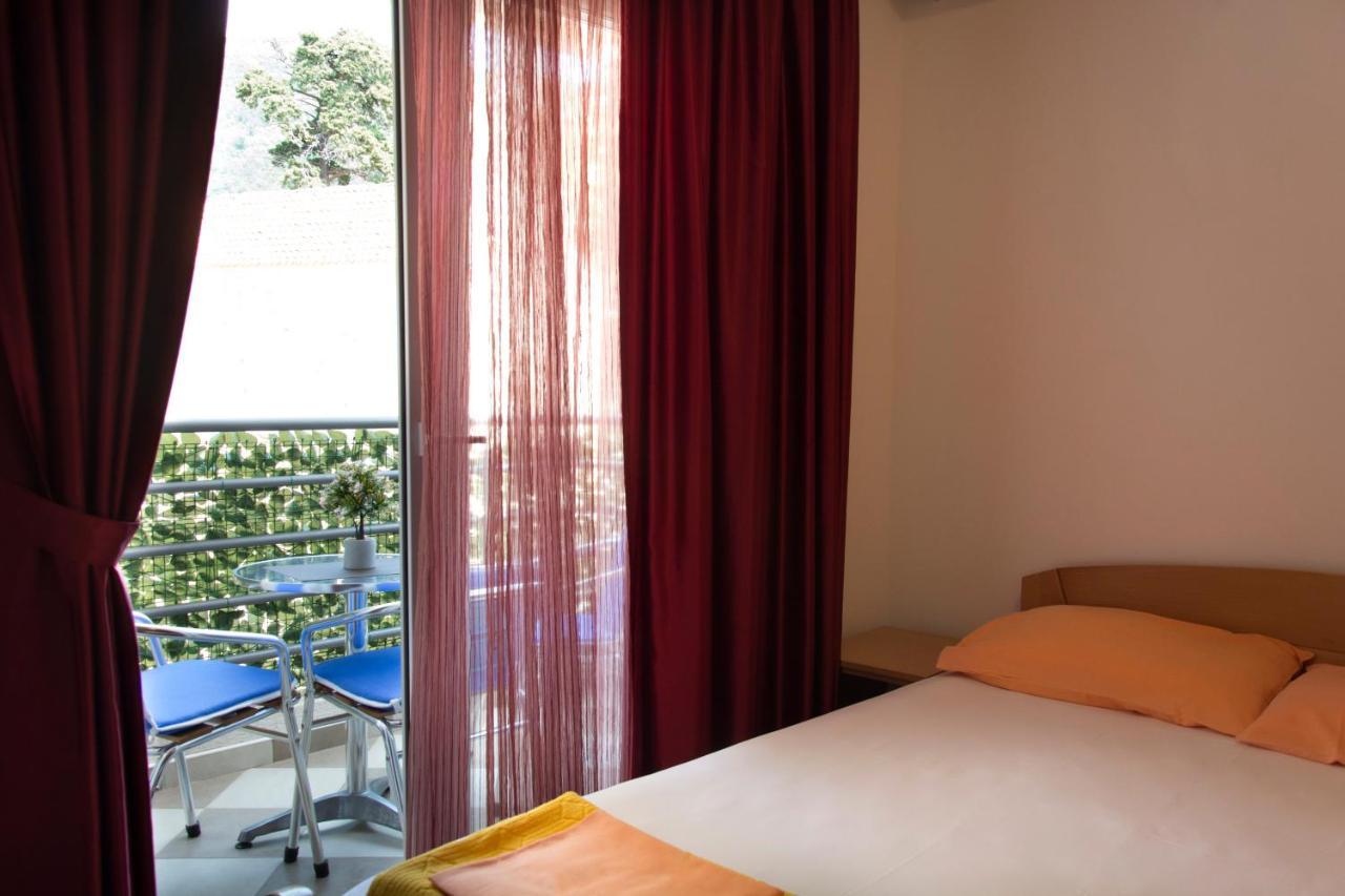 Apartments Durovic Petrovac Exterior foto